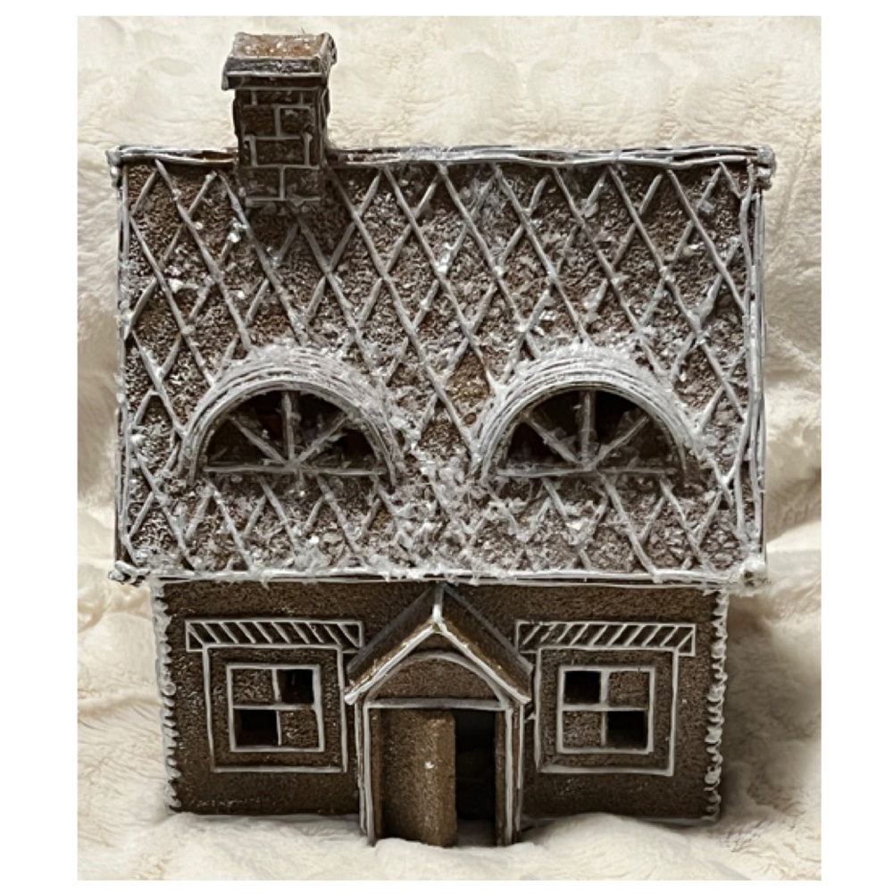 NEW Gingerbread Cottage Frosted Glitter House Decor Holiday Display Frosted